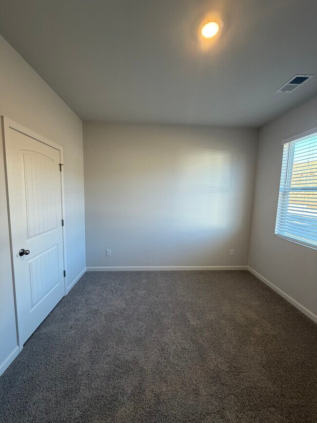 Building Photo - 293 Thompson Rdg Ln