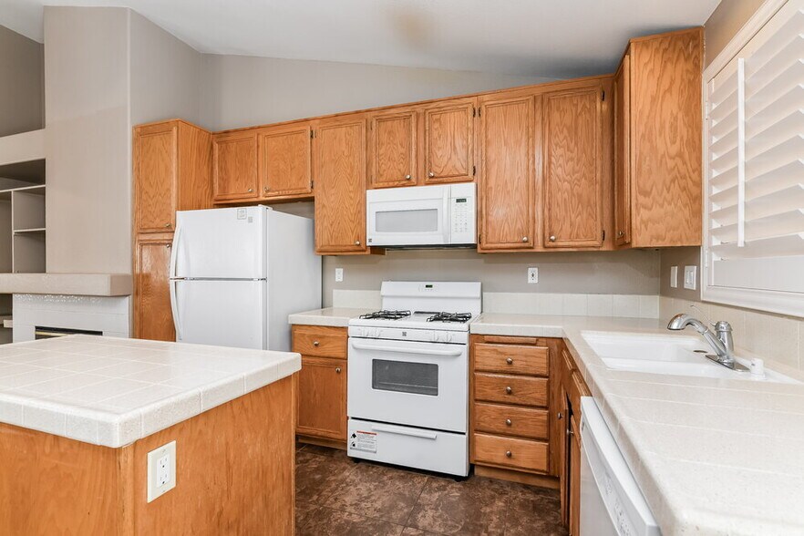 Building Photo - 1524 Splinter Rock Way