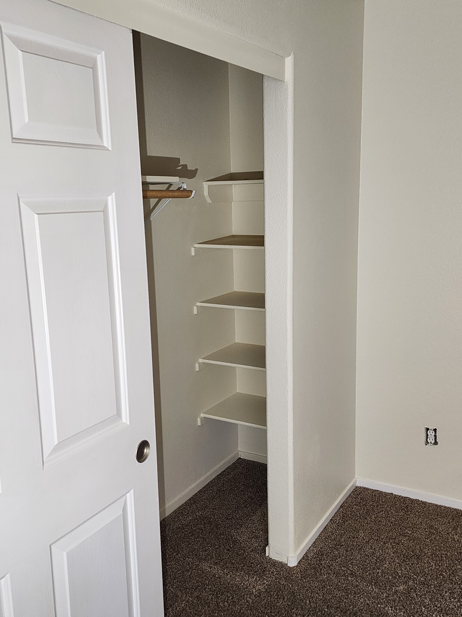 Building Photo - 2233 James Bilbray Dr