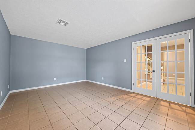 Building Photo - 6715 Greenvale Ln