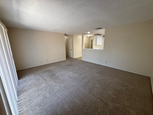 Building Photo - Beautiful Home By UCR