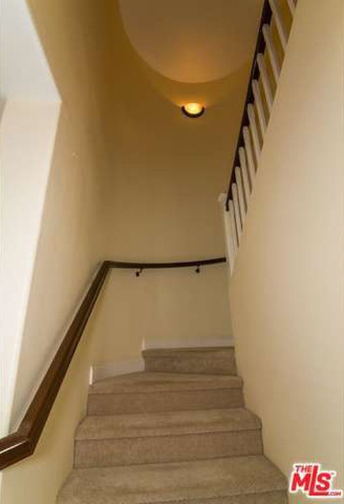 Building Photo - 12975 Agustin Pl
