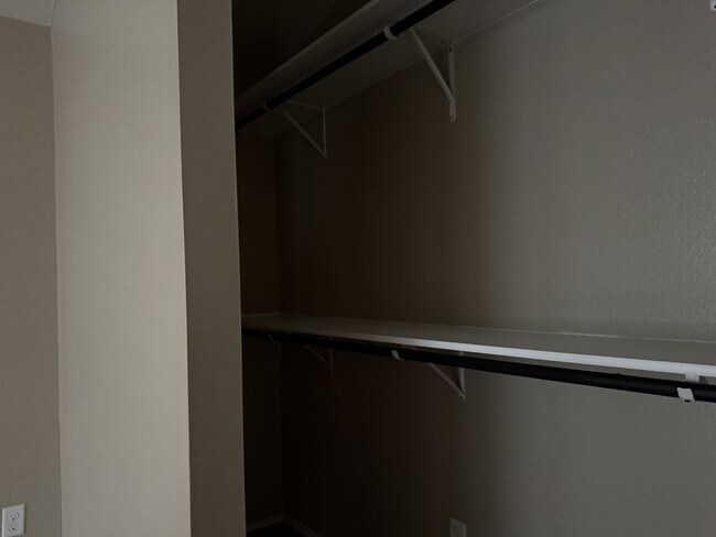 Building Photo - 6208 Melanie Dr