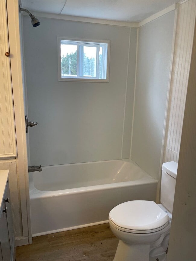 Building Photo - 2 BED 1 BATH LOCATED IN EAGLE SPRINGS