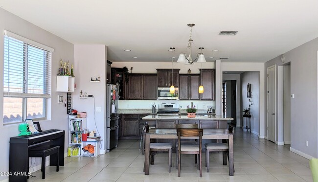 Building Photo - 9799 W Cashman Dr