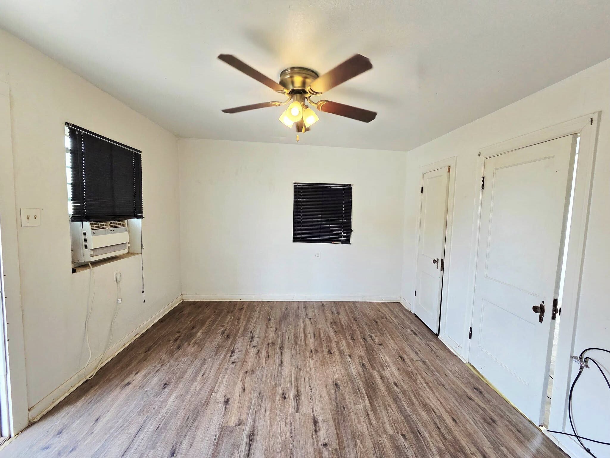 Building Photo - 1008 Runnels St