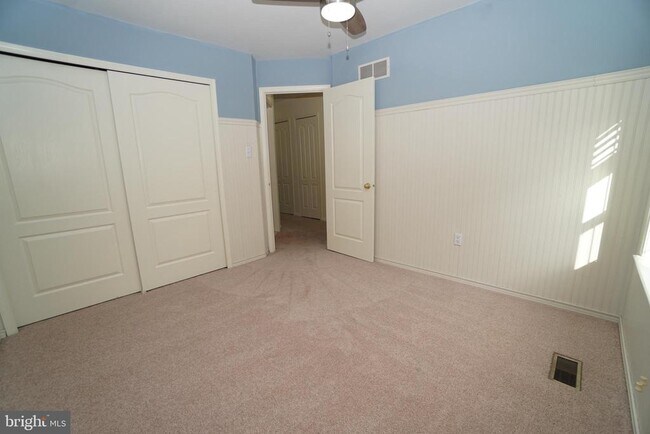 Building Photo - 2000 Harvard Dr