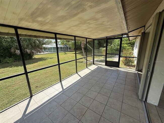 Building Photo - 521 Meridan Ave NW