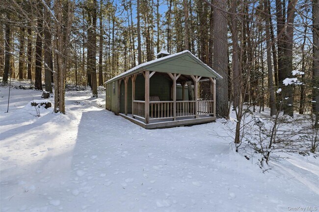 Building Photo - 265 Oakland Valley Rd