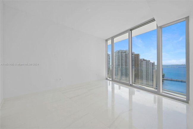 Building Photo - 300 Biscayne Blvd Way