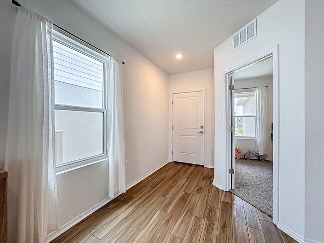 Building Photo - 13126 Cedar Elm Ln