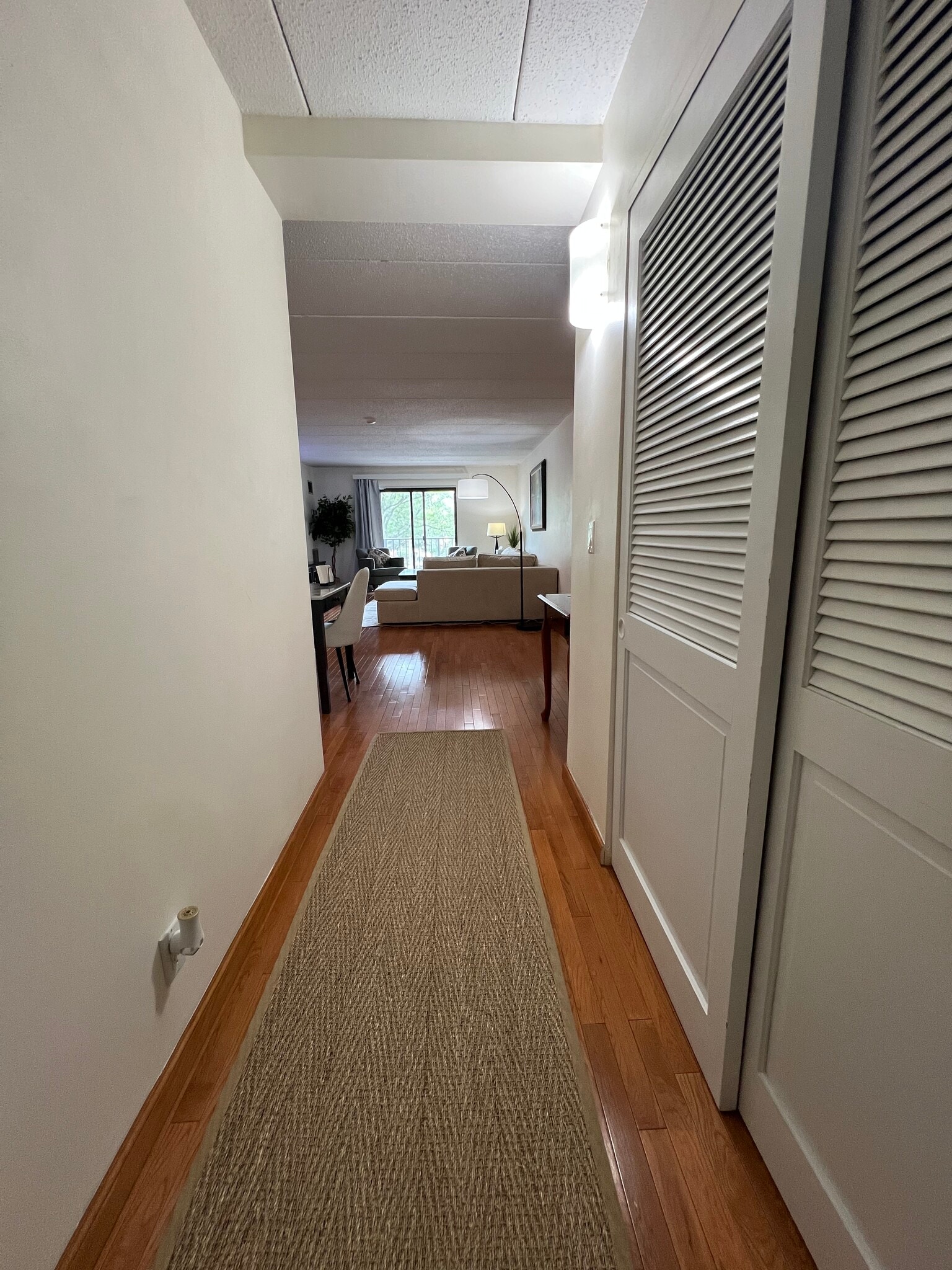 Apartment Entrance - 165 Quincy Shore Dr