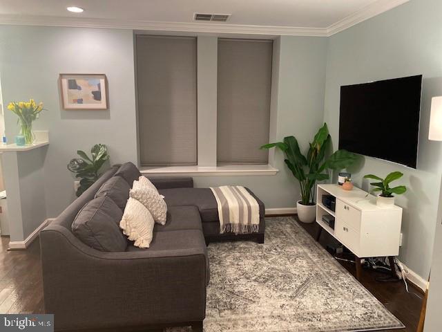 Building Photo - 1308 Clifton St NW