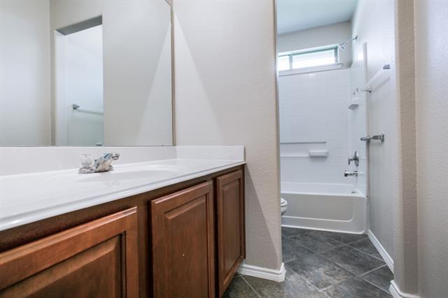 Building Photo - 160 Briar Grove Dr