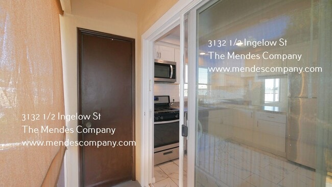 Building Photo - 3132 1/2 Ingelow St-