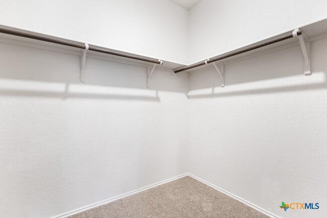 Building Photo - 840 Nodding Nixie