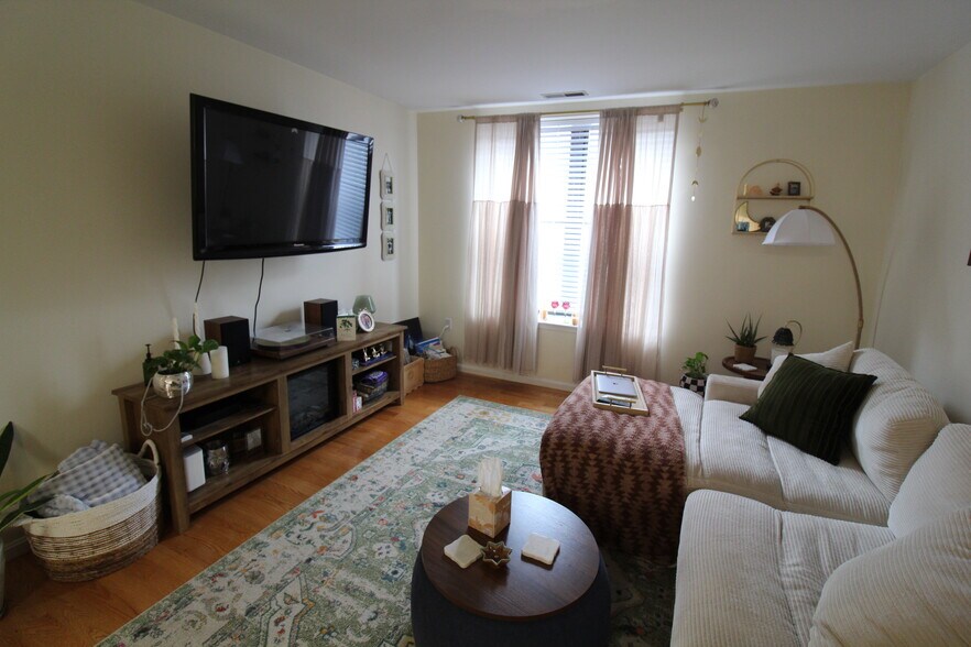 Building Photo - 2020 Massachusetts Ave