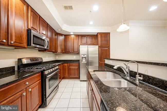 Building Photo - 3687 Spring Hollow Ln