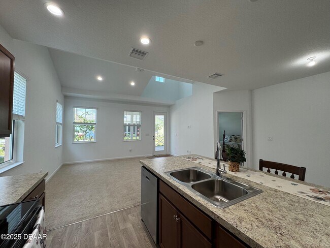 Building Photo - 353 Gypsy Palace Ln