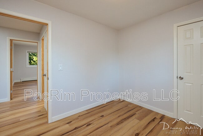 Building Photo - 1807 W 36th Ave