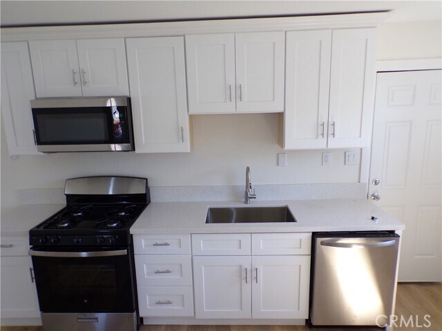 Building Photo - 34579 Avenue B Ct