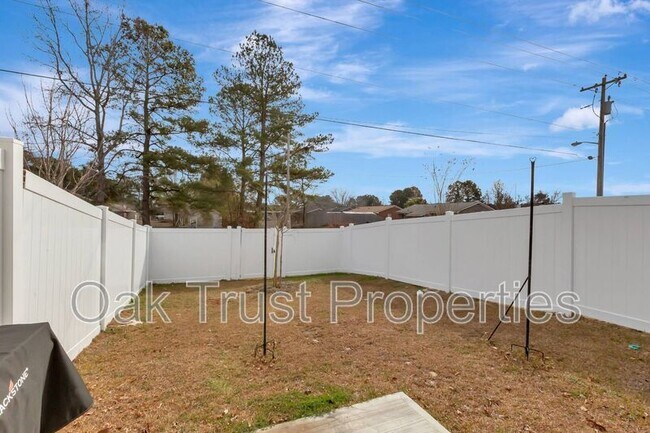 Building Photo - 111 Orchid Bloom Cir