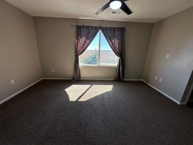 Building Photo - 3 Bed 3 Bath house in Fountain!!!