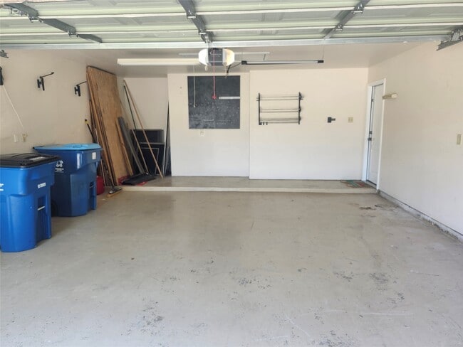 Building Photo - 28510 Rustic Pines Ct