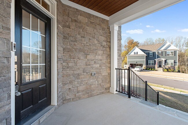 Building Photo - Great corner lot in Austin Creek with Fenced in Yard!