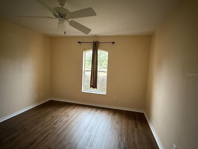 Building Photo - 12814 SW 51st Ave