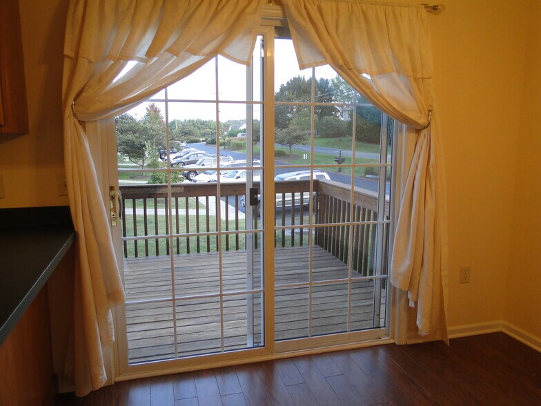 Building Photo - 1481 Miller Spring Ct