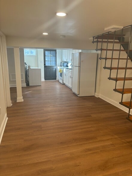 Living Room - 1831 Deveron Rd