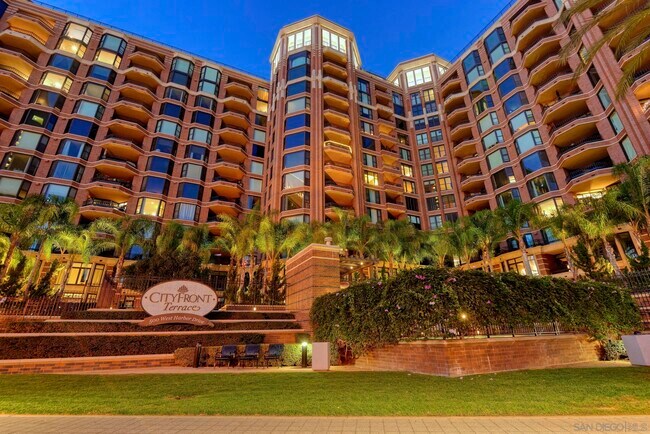 Building Photo - 500 W Harbor Dr