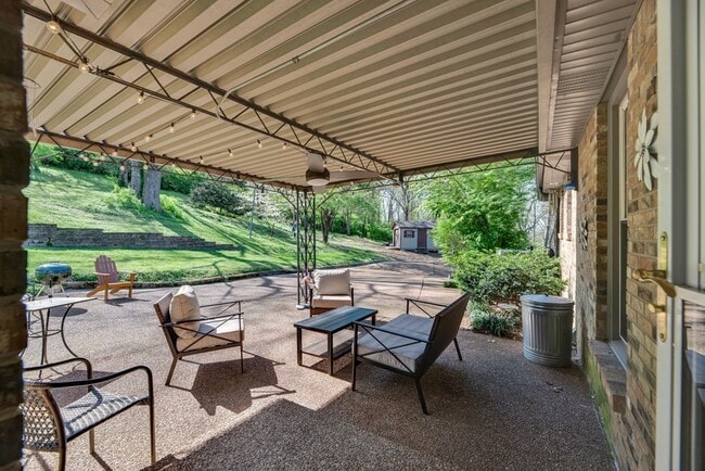 Building Photo - 6112 Frontier Ct