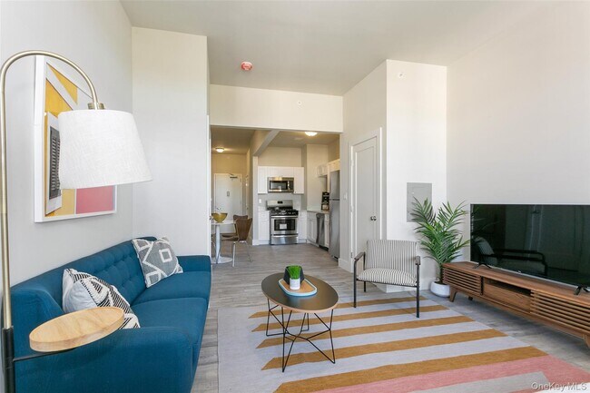 Building Photo - 70 Ashburton Ave