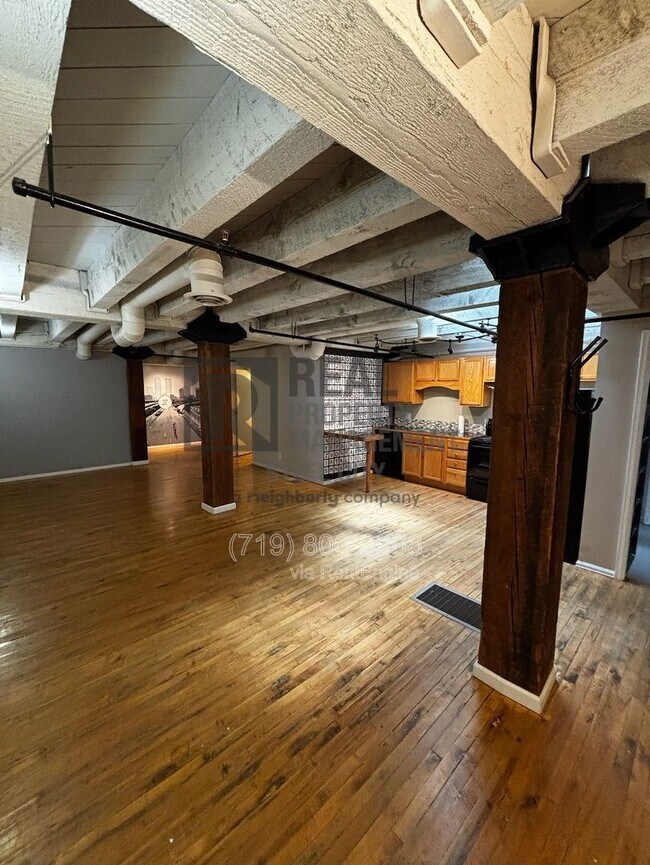 Building Photo - 201 Lamkin St