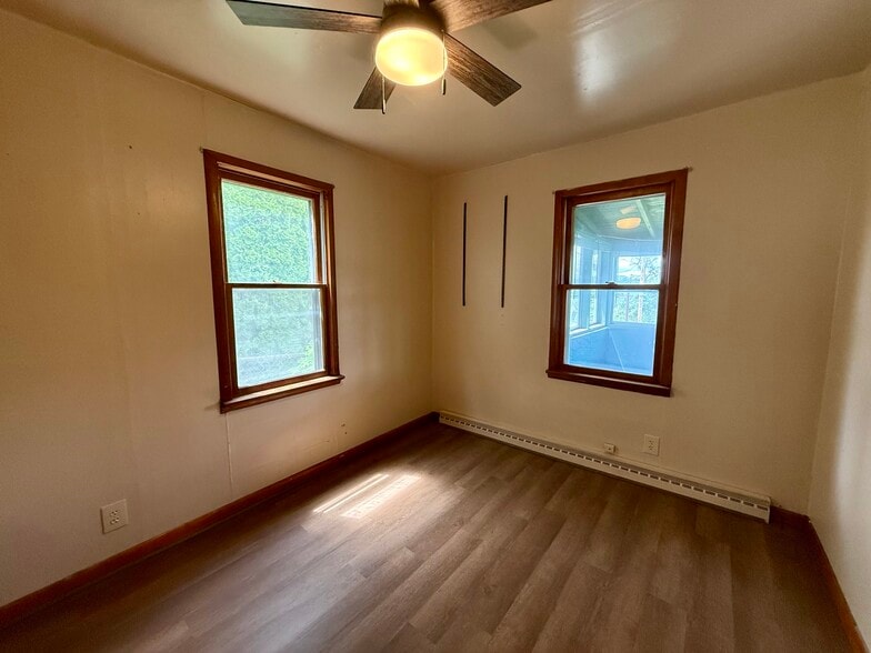 Building Photo - 130 W Keller St
