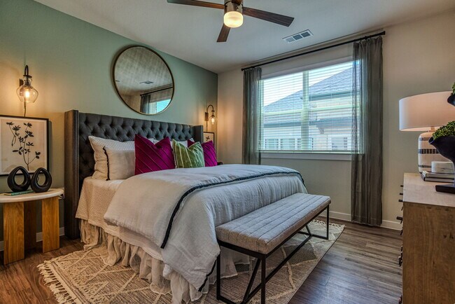 Building Photo - 5901 Co Rd 277