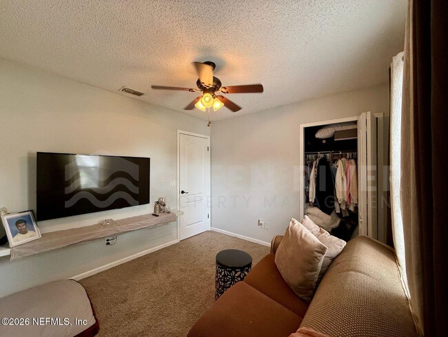 Building Photo - 7541 Allspice Cir N