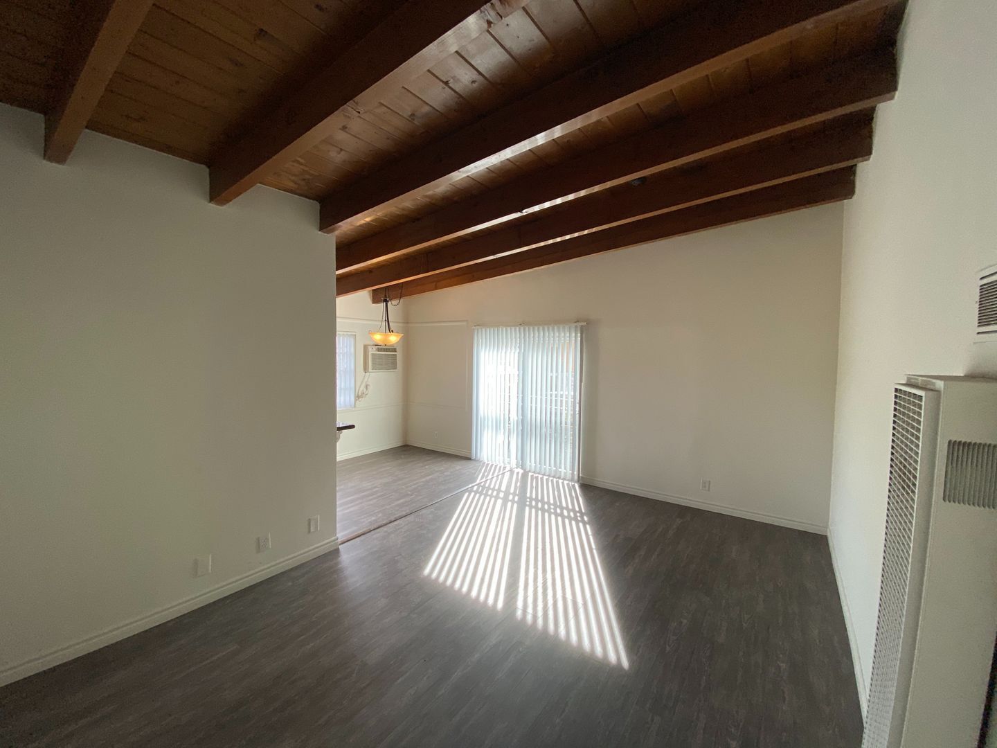 Building Photo - 3728 S Bentley Ave