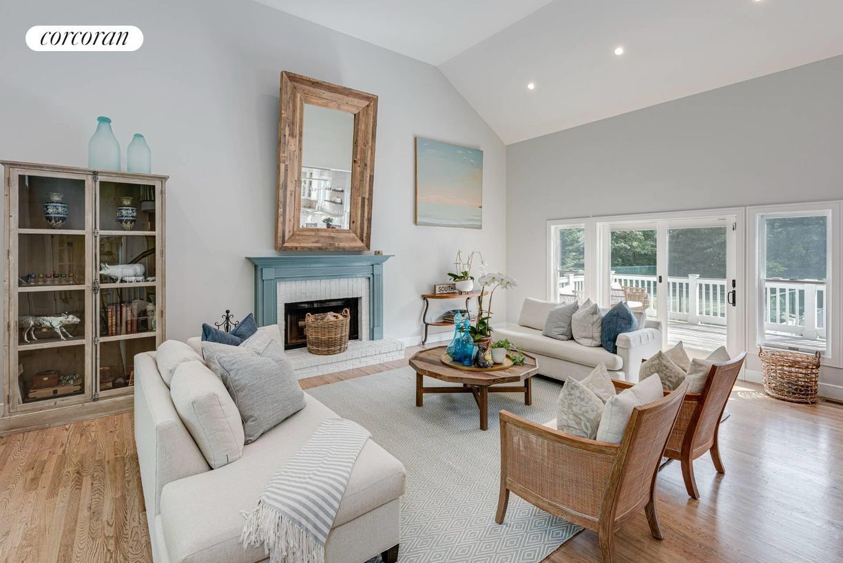 Building Photo - 2 Mountain Laurel Ln