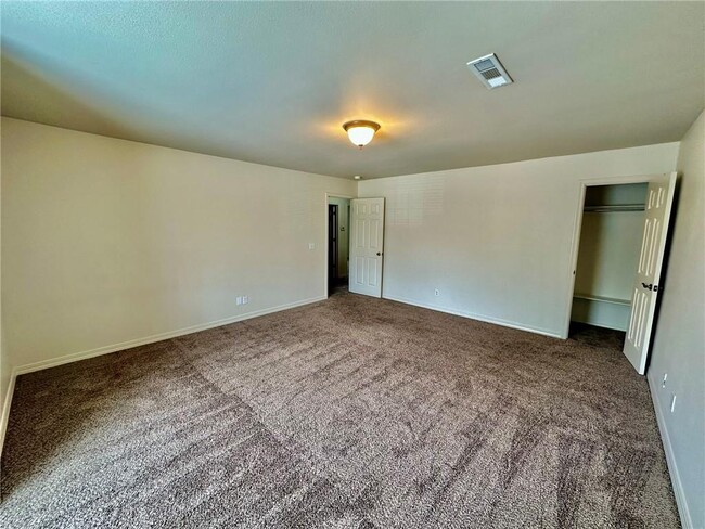 Building Photo - 5217 S 62nd St