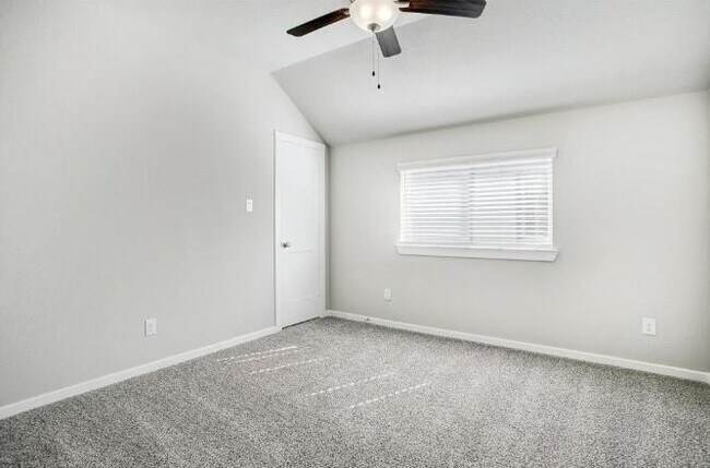 Building Photo - 24926 Via Arabella Ln