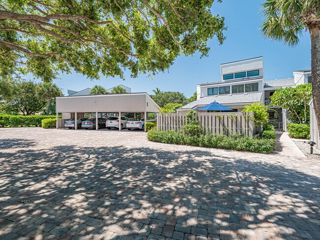 Building Photo - 1155 Reef Rd