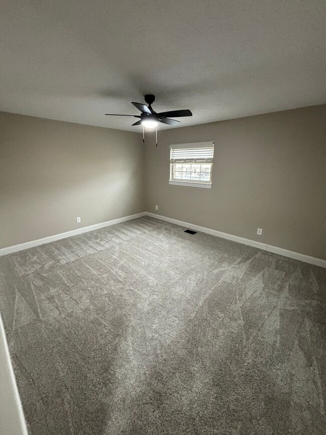 Building Photo - 3229 Summerhill Ln