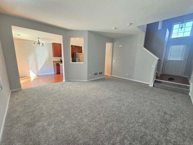 Building Photo - 337 Devoe Dr