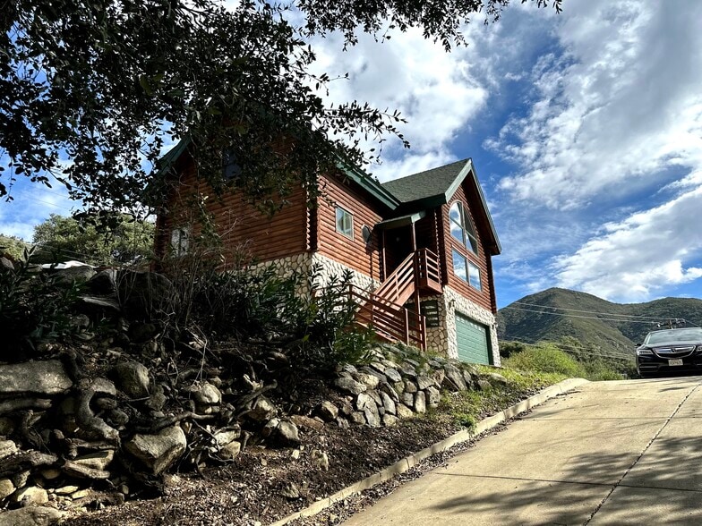 Building Photo - 2001 Old Waterman Canyon Rd
