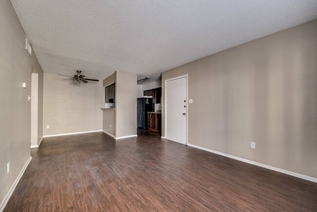 Building Photo - The Chase Apartments