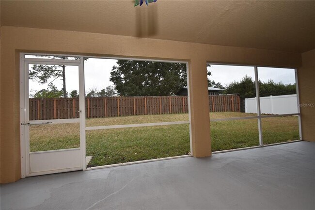 Building Photo - 26 Roller Ln