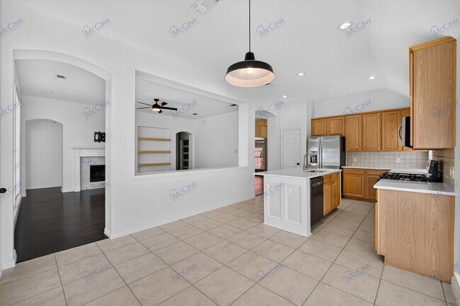 Building Photo - 8009 Owl Creek Ln